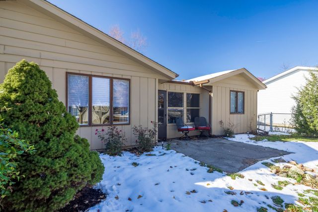 210 B Clinton Street, Lowell, IN 46356