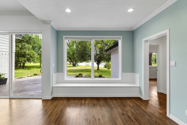 170 Double Oaks Drive, Double Oak, TX 75077