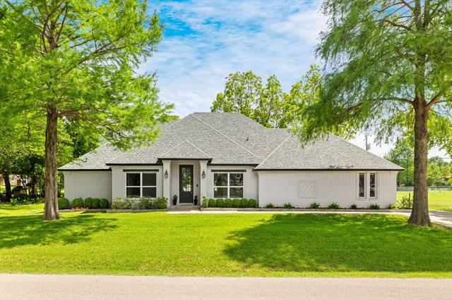 170 Double Oaks Drive, Double Oak, TX 75077