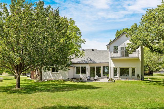 170 Double Oaks Drive, Double Oak, TX 75077