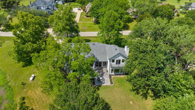 170 Double Oaks Drive, Double Oak, TX 75077