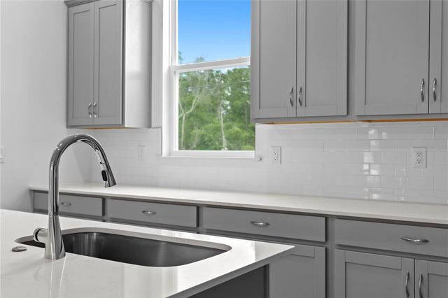 9608 MONTAGUE STREET, Westchase, FL 33626