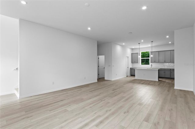 9608 MONTAGUE STREET, Westchase, FL 33626