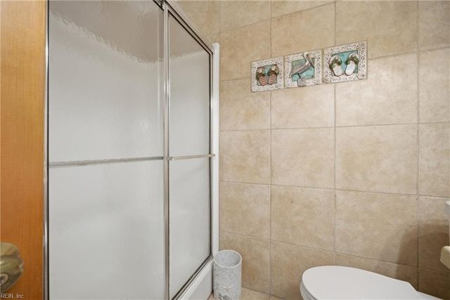 2305 Dinwiddie RD, Virginia Beach, VA 23455