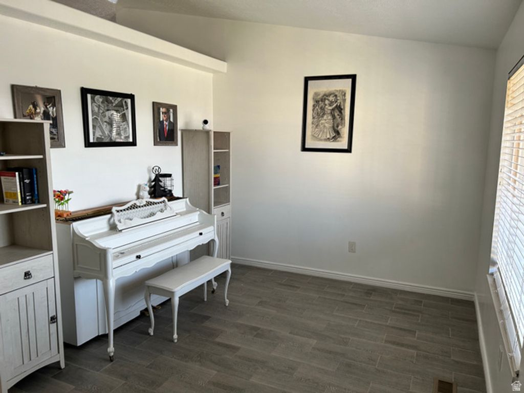 141 W 2100 N, Tooele, UT 84074 — photo 5