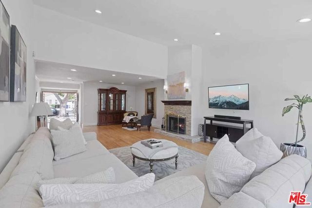16740 Bermuda Street, Los Angeles, CA 91344
