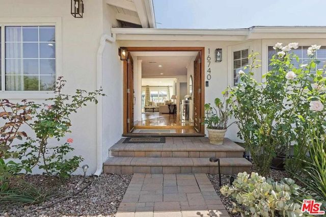 16740 Bermuda Street, Los Angeles, CA 91344
