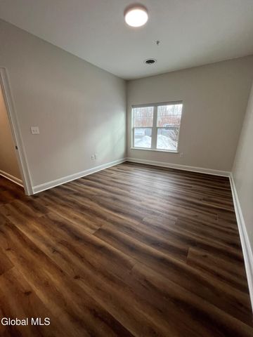 60 Weibel Avenue 3BW102, Saratoga Springs, NY 12866