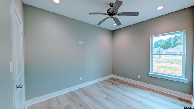 1302 Berkli CV, Whitehouse, TX 75791