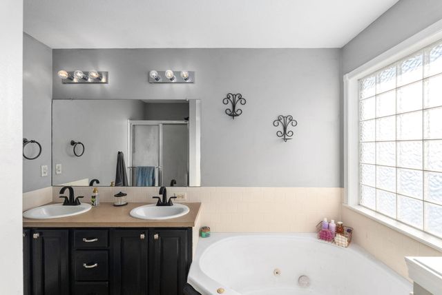 2307 E Saint Andrew St, Goddard, KS 67052