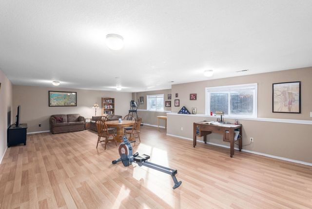 2307 E Saint Andrew St, Goddard, KS 67052