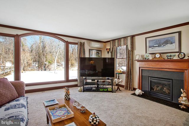 411 SHADY NOOK AVE, Baltimore, MD 21228