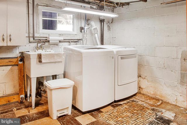 411 SHADY NOOK AVE, Baltimore, MD 21228