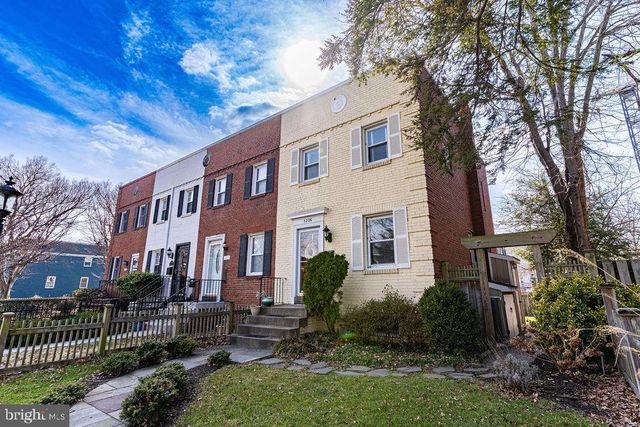 1206 COLONIAL AVE, Alexandria, VA 22314