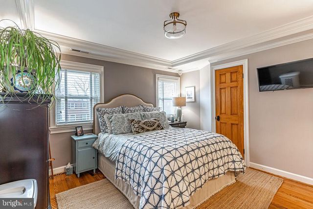 1206 COLONIAL AVE, Alexandria, VA 22314