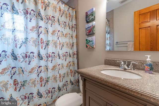 1206 COLONIAL AVE, Alexandria, VA 22314