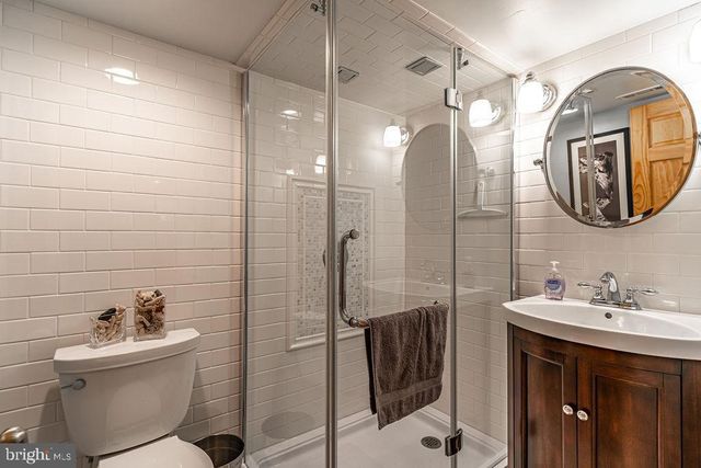 1206 COLONIAL AVE, Alexandria, VA 22314