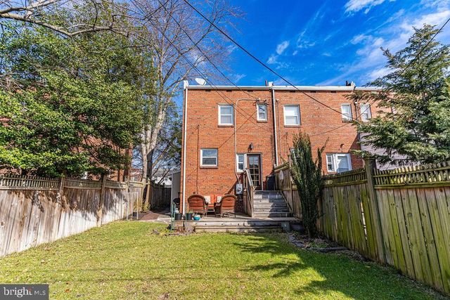 1206 COLONIAL AVE, Alexandria, VA 22314