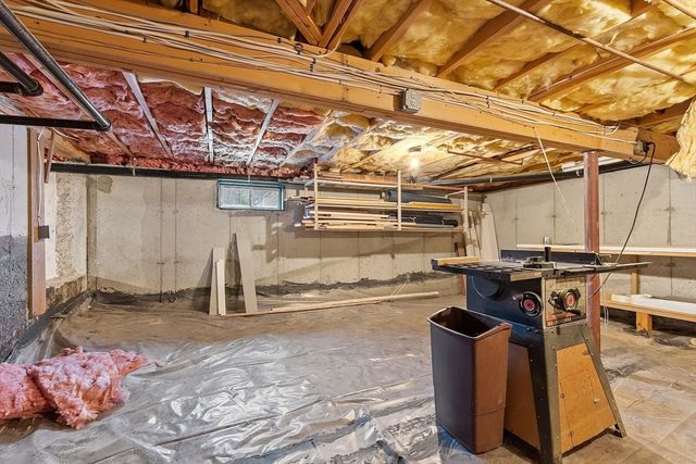 27 Lancaster Rd, Shirley, MA 01464