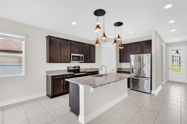 5631 WESTERN SUN DRIVE, St Cloud, FL 34771