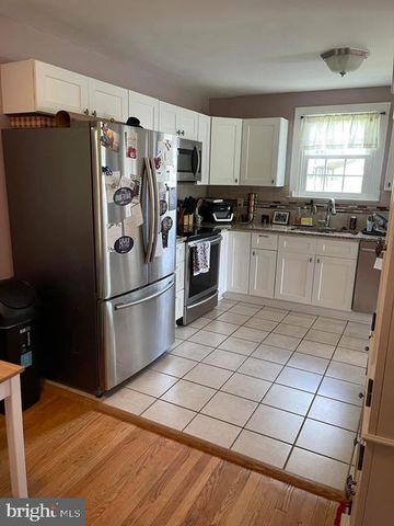 712 DORCHESTER RD, Baltimore, MD 21228