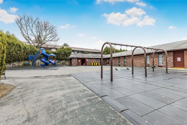 914 Old Country Road, Elmsford, NY 10523