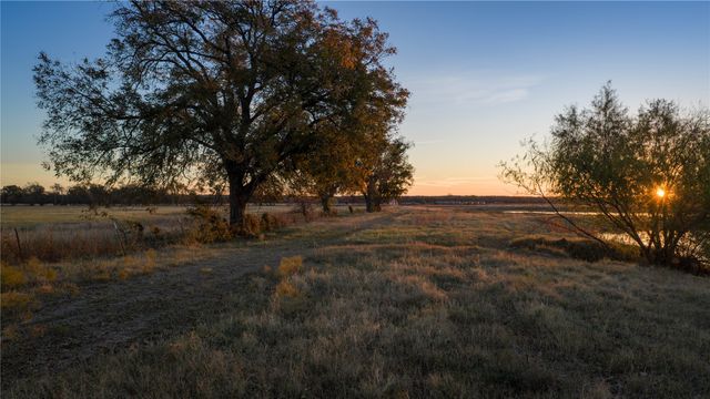 124 Private Road 3209, Bridgeport, TX 76426