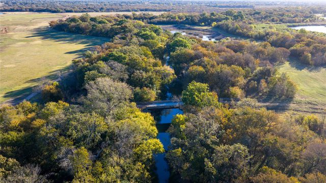 124 Private Road 3209, Bridgeport, TX 76426