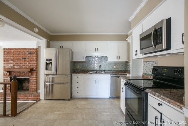 5432 Sandstone Drive, Fayetteville, NC 28311