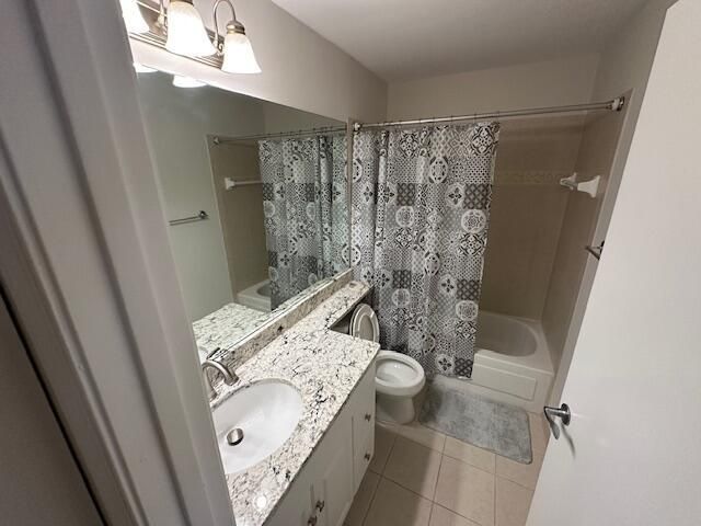 1125 Crystal Way, Delray Beach, FL 33444