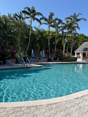 1125 Crystal Way, Delray Beach, FL 33444