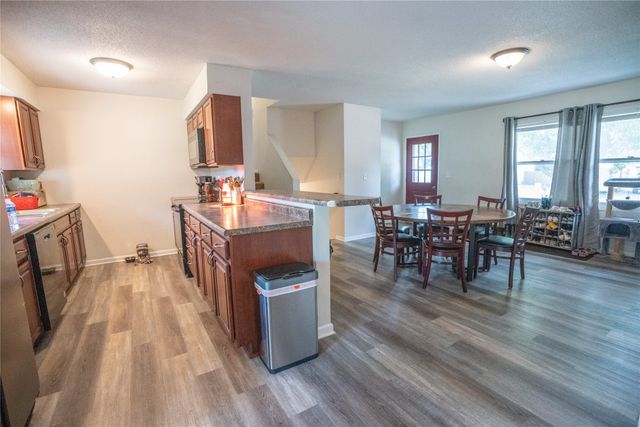 420 W Mills Street, Winterset, IA 50273