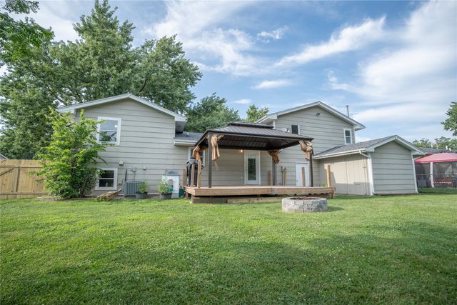 420 W Mills Street, Winterset, IA 50273