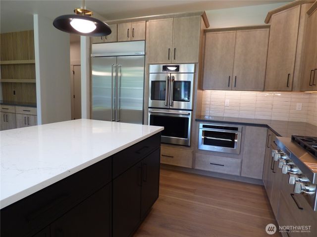 6629 Shadow Creek Lane NE, Olympia, WA 98516