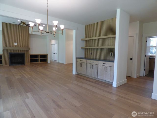 6629 Shadow Creek Lane NE, Olympia, WA 98516