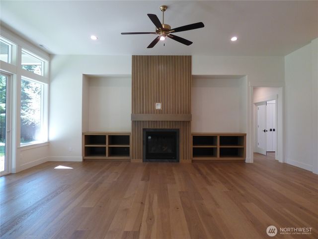 6629 Shadow Creek Lane NE, Olympia, WA 98516