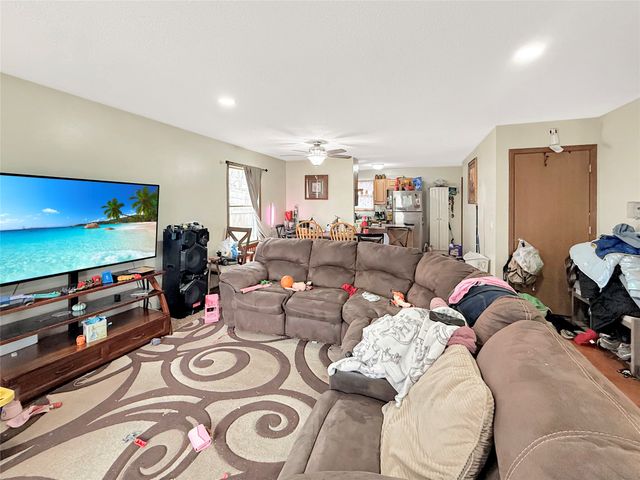 2915 3rd Street, Des Moines, IA 50313