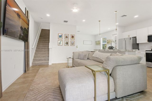 4820 N Longwood Lake Sq, Westlake, FL 33470