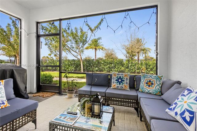 4820 N Longwood Lake Sq, Westlake, FL 33470