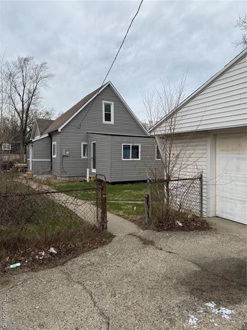 15342 Wormer, Redford, MI 48239