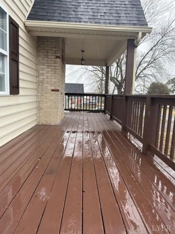 105 Gold Dust Trail, Rustburg, VA 24588