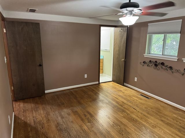 29011 Glenarden Street, Farmington Hills, MI 48334