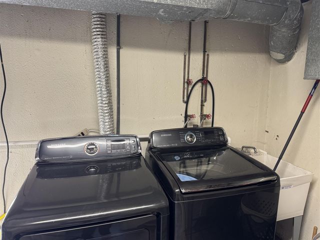 29011 Glenarden Street, Farmington Hills, MI 48334