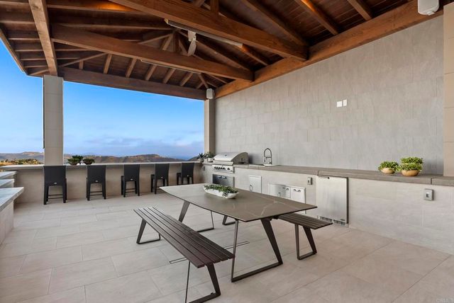 560 Ledge Street, San Marcos, CA 92078