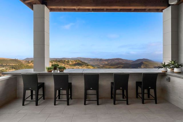 560 Ledge Street, San Marcos, CA 92078