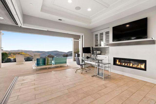 560 Ledge Street, San Marcos, CA 92078