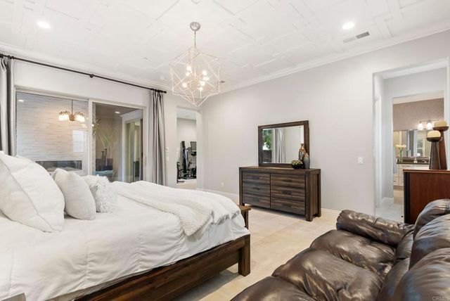 560 Ledge Street, San Marcos, CA 92078