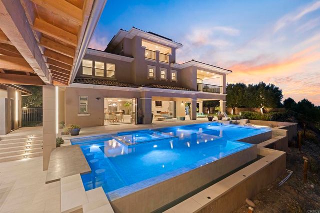 560 Ledge Street, San Marcos, CA 92078