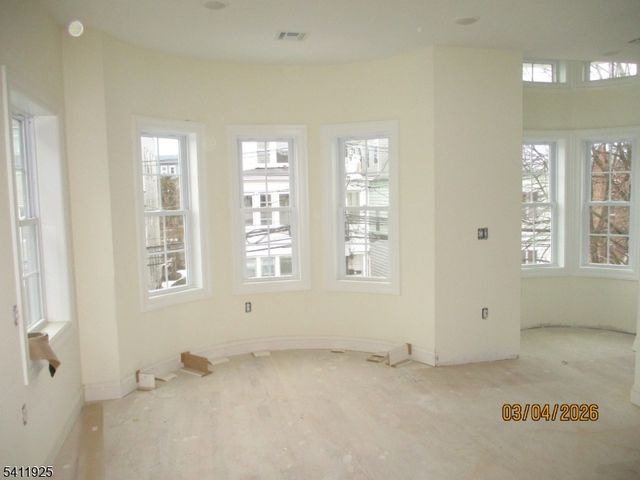 68 Lindsley Ave, Newark City, NJ 07106