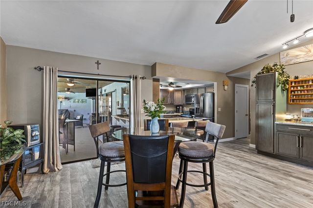 241 Connecticut AVE, Fort Myers, FL 33905